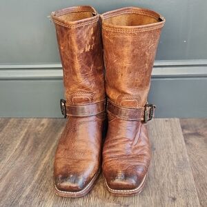 Vintage Women's Frye Boots, 7.5B, Square Toe